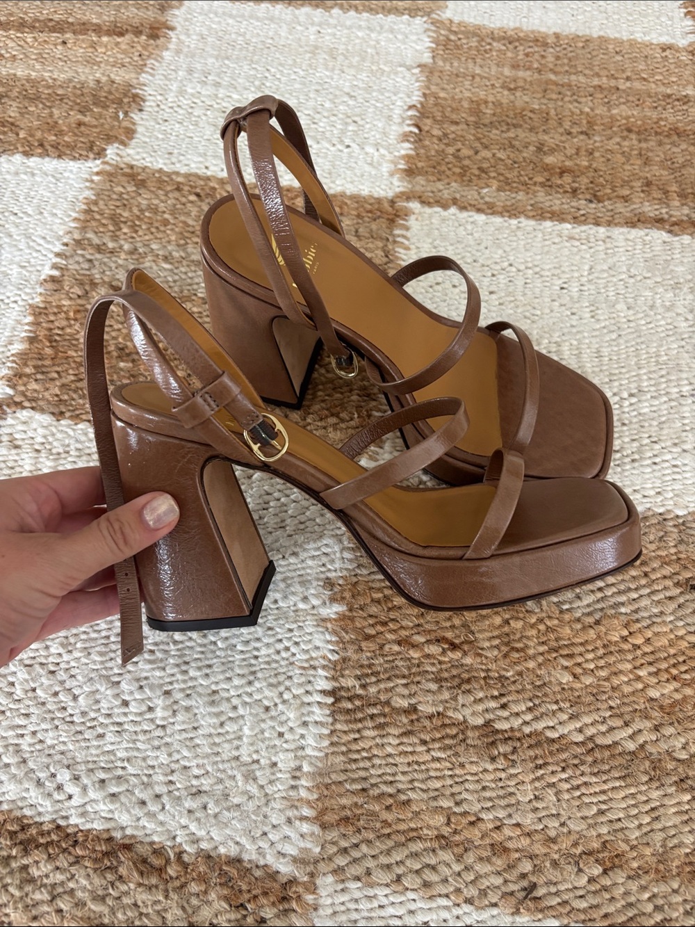 Bobbie’s sandals - Picture 2 of 3